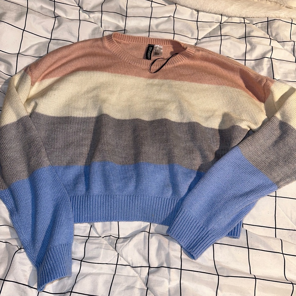 different colored top